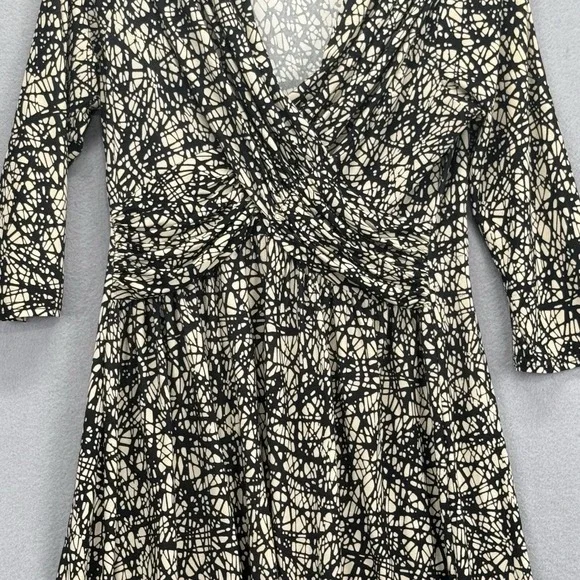 Egerie Paris Dress Womens Small Black Tan Crossover Slinky Knee Length ¾ Sleeve - Picture 6 of 12